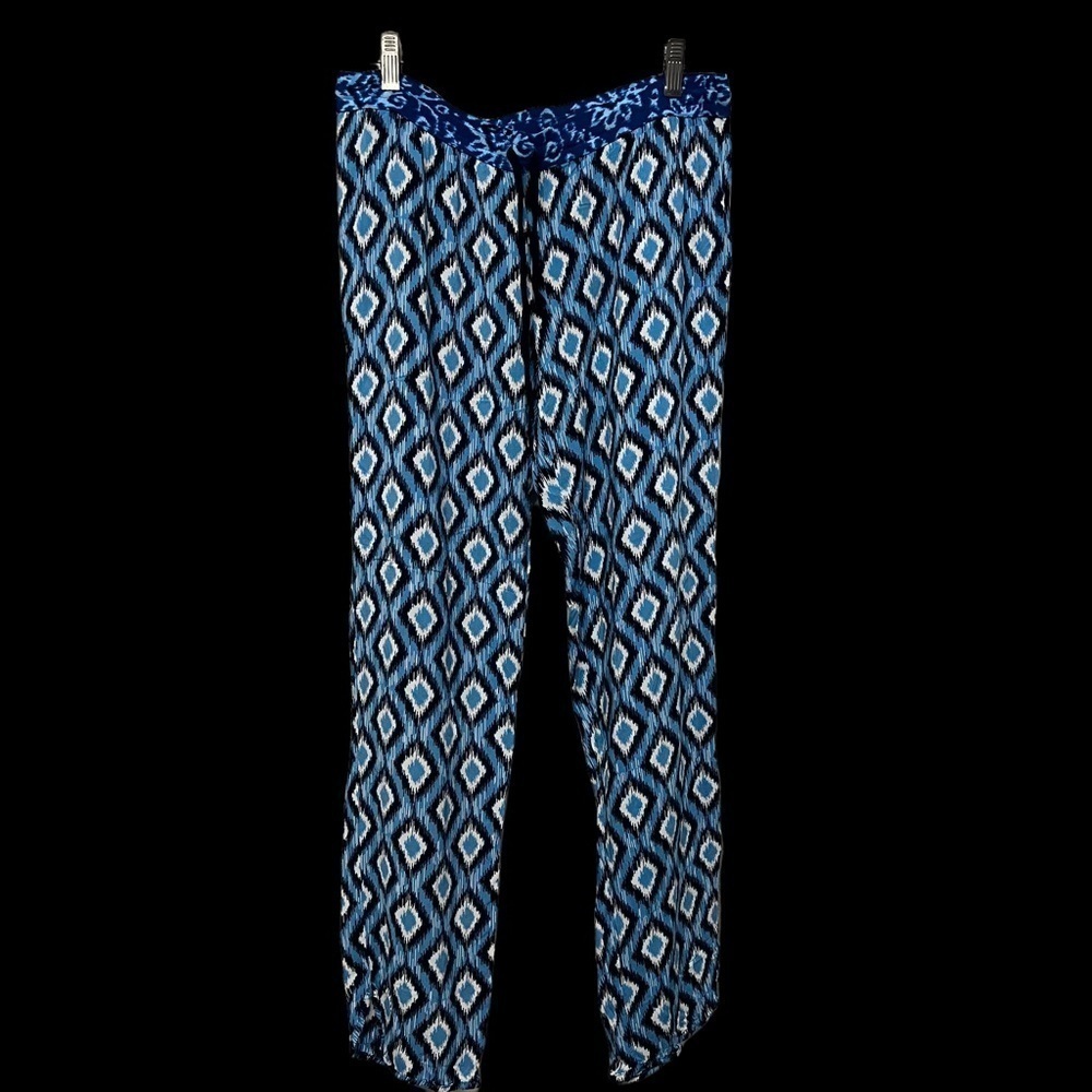LOUNGE AFFAIR (NWOT) PJ SET (TOP & BOTTOM) SIZE M. DRAWSTRING WAIST - Picture 4 of 12